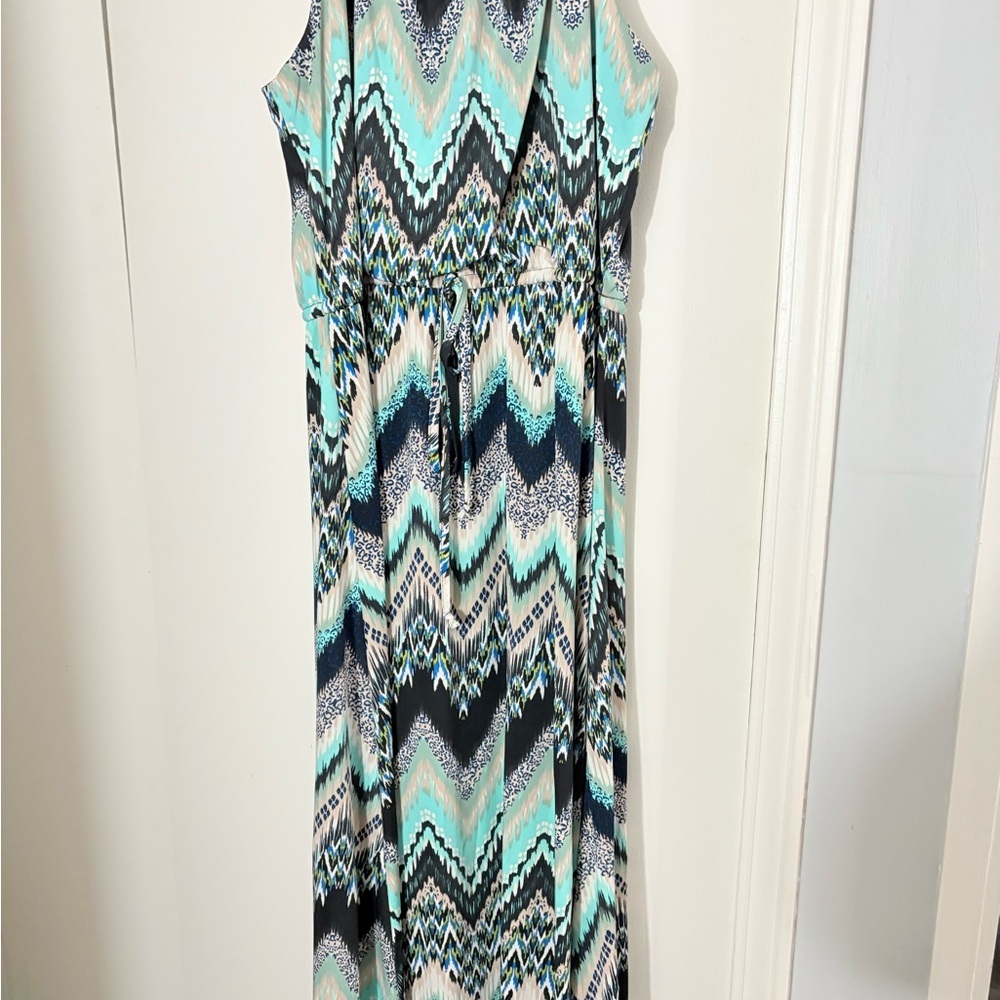 Patterned Sleeveless Long dress - Black and Blue - Picture 6 of 8